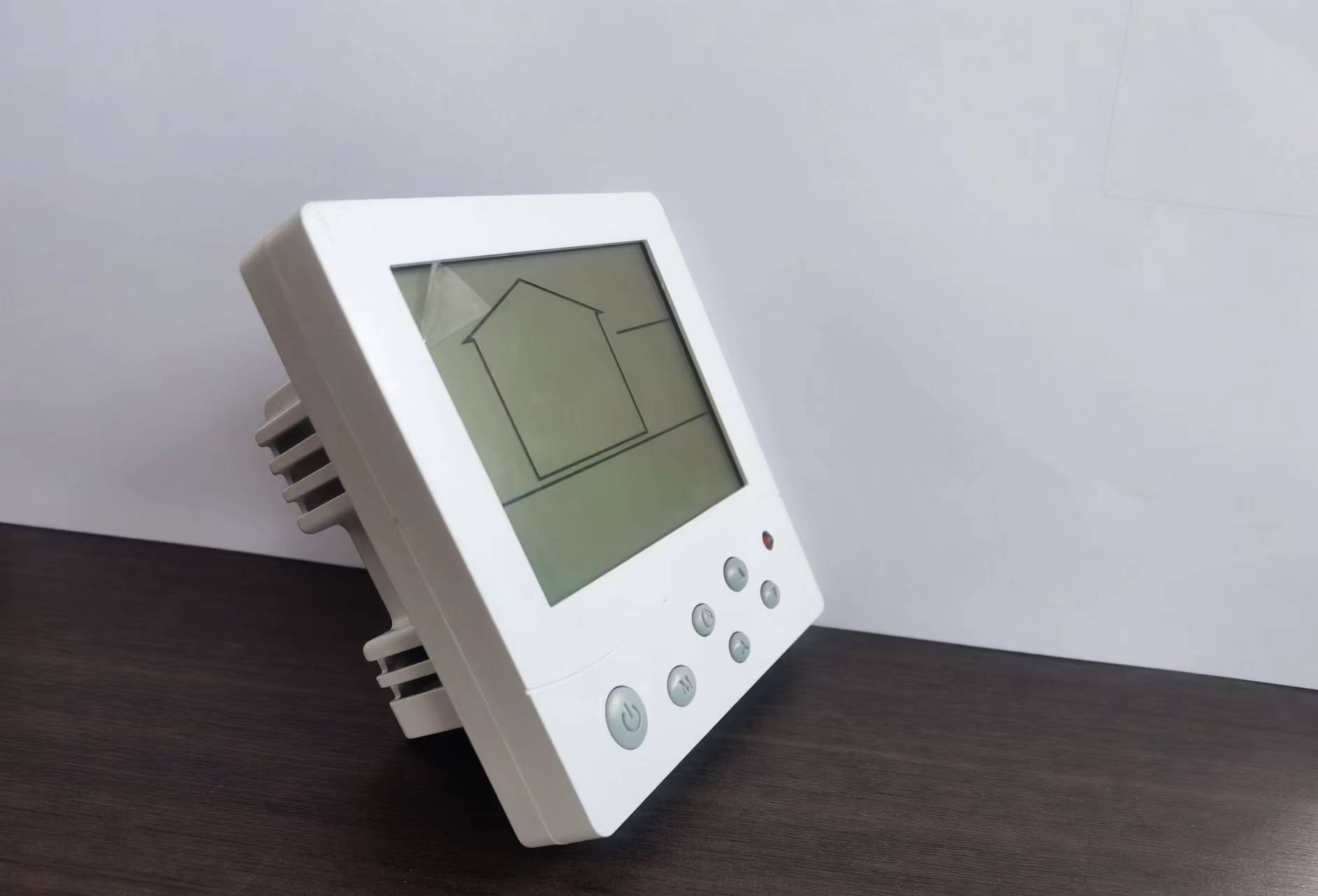农业温室中的温控器应用及(qing)其效益提升策? onmousewheel=